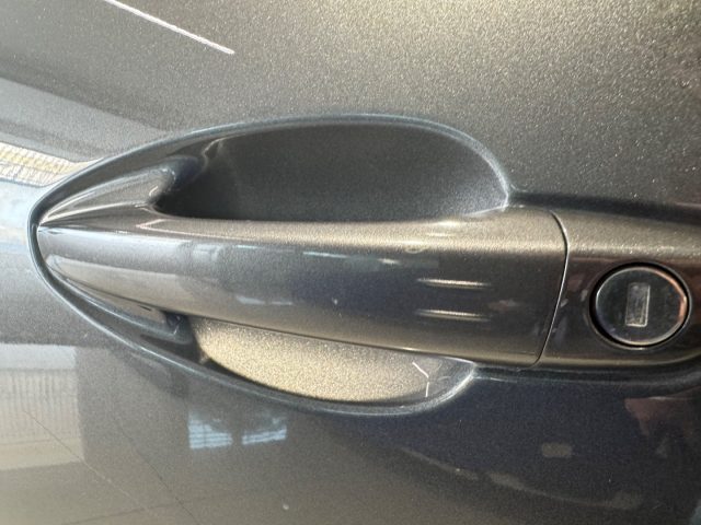 PEUGEOT 3008 usata, con Sistema di navigazione