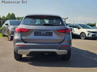 MERCEDES-BENZ GLA 200 usata 4