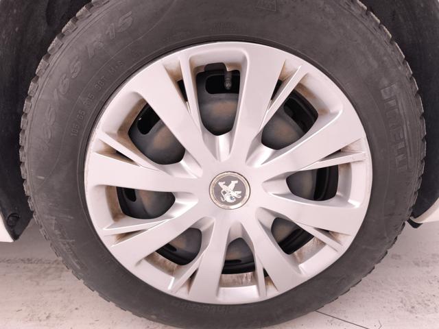 PEUGEOT 208 usata, con Airbag testa