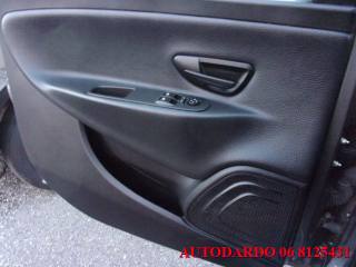 LANCIA Ypsilon usata, con Telecamera per parcheggio assistito