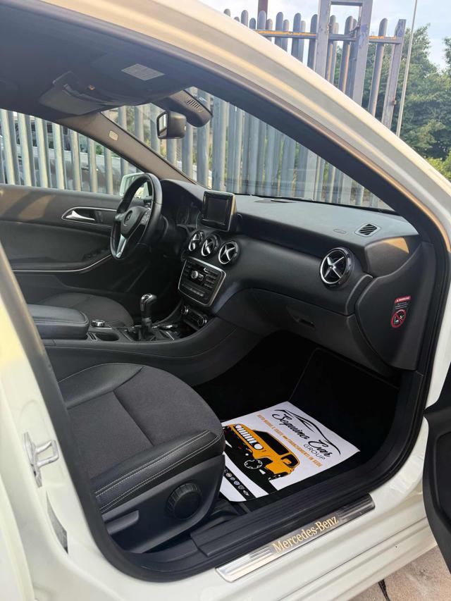 MERCEDES-BENZ A 180 usata, con Airbag testa