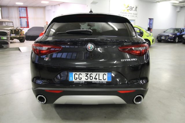 ALFA ROMEO Stelvio usata, con Autoradio