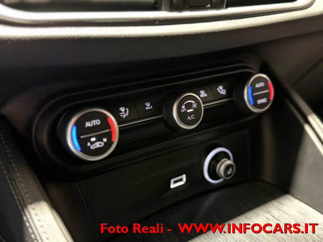 ALFA ROMEO Stelvio usata, con Volante in pelle