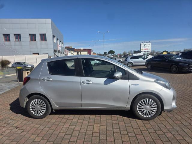 TOYOTA Yaris usata, con Alzacristalli elettrici