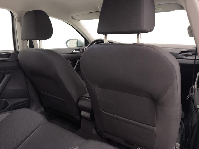 VOLKSWAGEN Taigo usata, con Isofix