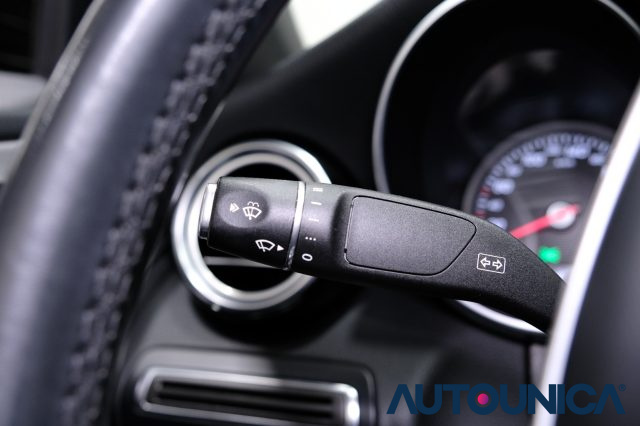 MERCEDES-BENZ C 220 usata, con Tettuccio apribile