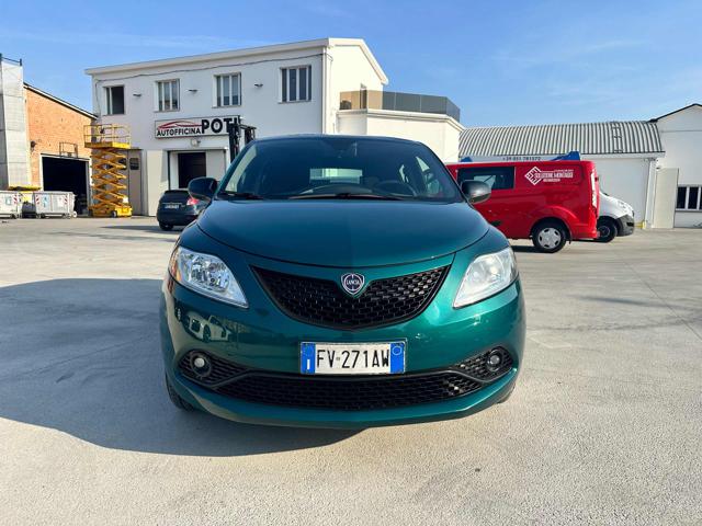 LANCIA Ypsilon usata, con Airbag