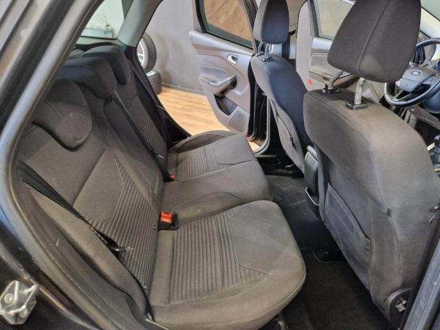 FORD Focus usata, con Specchietti laterali elettrici