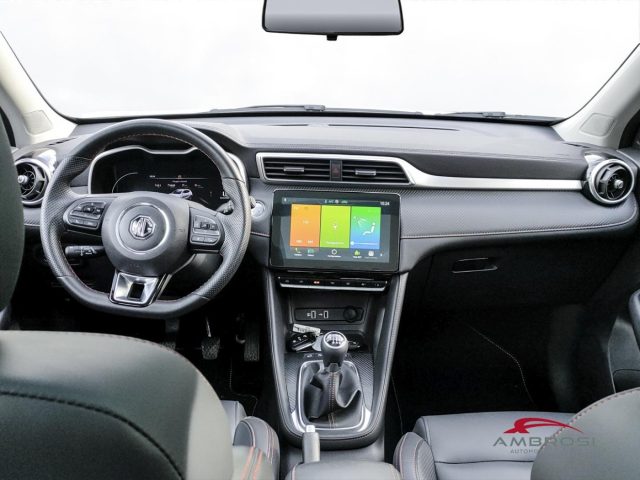 MG ZS usata 13