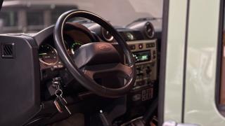 LAND ROVER Defender usata, con Cronologia tagliandi