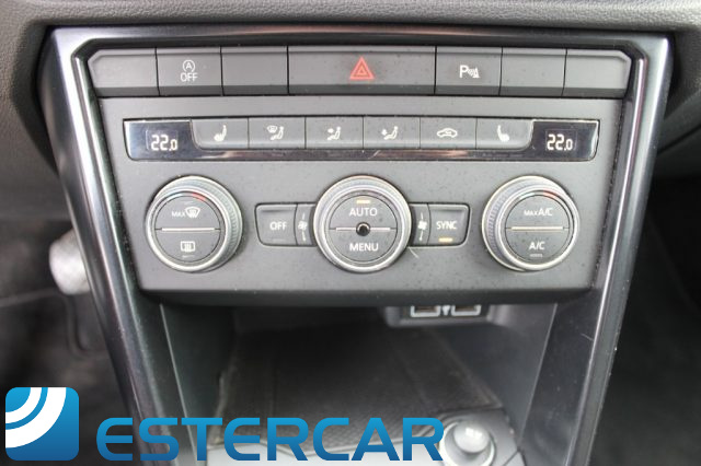 VOLKSWAGEN T-Roc usata, con Vivavoce