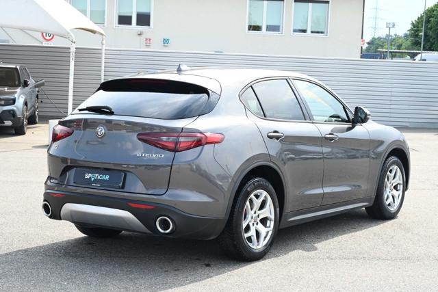 ALFA ROMEO Stelvio usata, con Alzacristalli elettrici