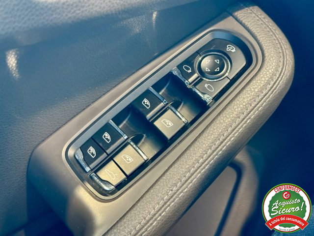 PORSCHE Macan usata, con Touch screen