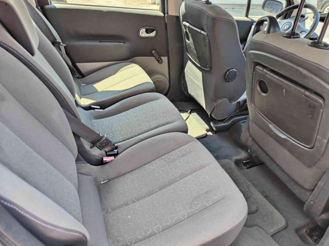 RENAULT Scenic usata, con Autoradio