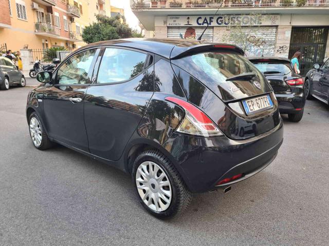LANCIA Ypsilon usata, con Boardcomputer