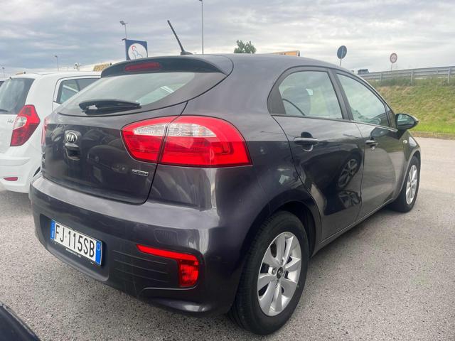 KIA Rio usata, con Airbag laterali