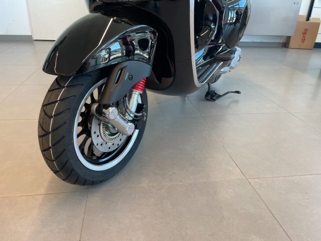 VESPA Sprint 125 usata 8