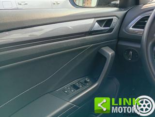 VOLKSWAGEN T-Roc usata, con Volante in pelle