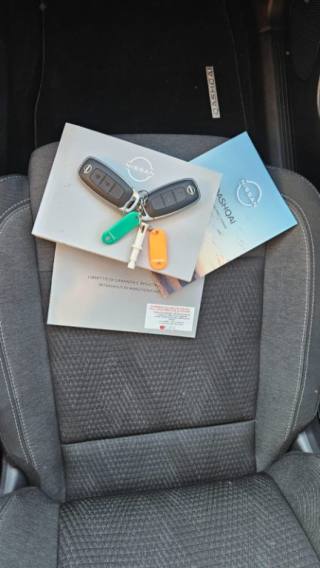 NISSAN Qashqai usata, con Autoradio