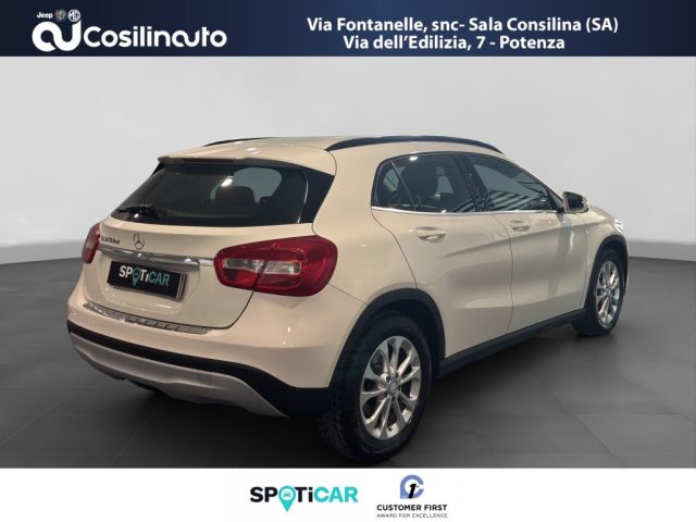 MERCEDES-BENZ GLA 180 usata, con Alzacristalli elettrici