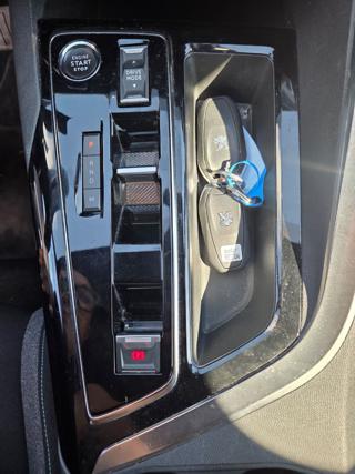PEUGEOT 3008 usata, con Bluetooth