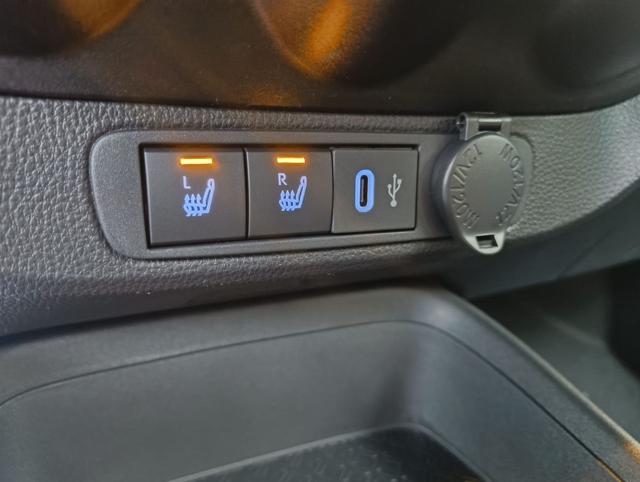TOYOTA Aygo X usata, con Sedili riscaldati