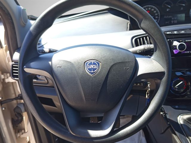 LANCIA Ypsilon usata 10