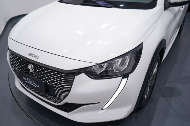 PEUGEOT 208 usata, con Fari LED