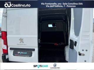 PEUGEOT Boxer usata, con USB