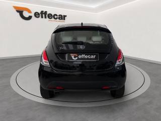 LANCIA Ypsilon usata, con Autoradio