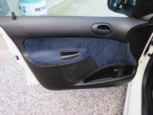 PEUGEOT 206 usata, con Servosterzo