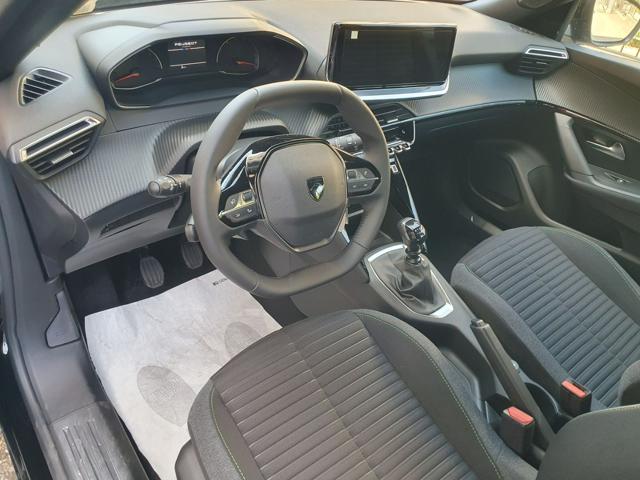 PEUGEOT 2008 usata, con Controllo automatico clima