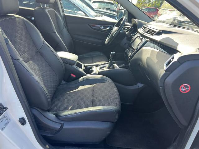 NISSAN Qashqai usata, con Boardcomputer