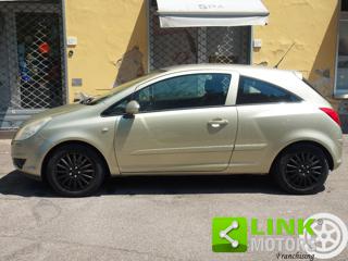 OPEL Corsa usata, con Airbag