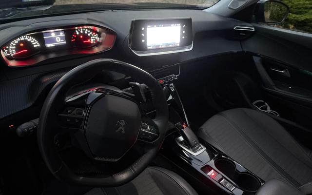 PEUGEOT 2008 usata, con Chiusura centralizzata