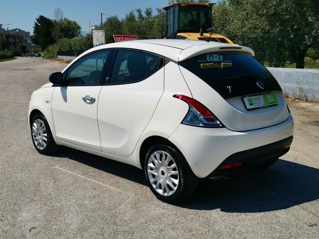 LANCIA Ypsilon usata, con Airbag