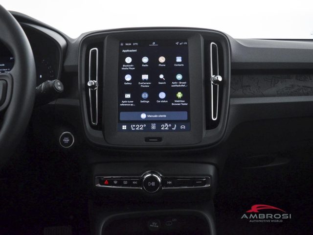 VOLVO XC40 usata 13