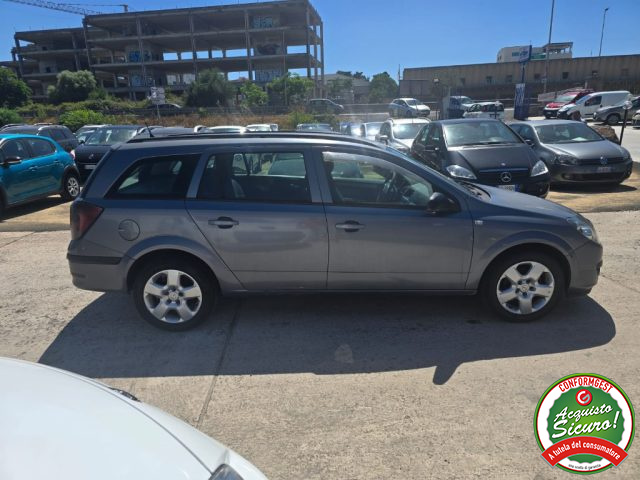 OPEL Astra usata, con Autoradio