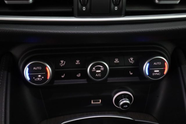 ALFA ROMEO Stelvio usata 12