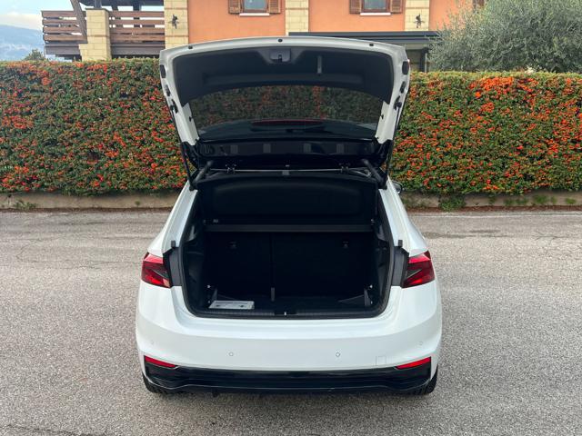 SKODA Fabia usata, con Park Distance Control