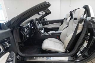 MERCEDES-BENZ SLC 300 usata, con Alzacristalli elettrici