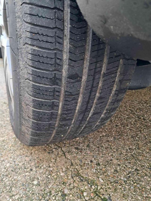 VOLKSWAGEN Touran usata 26