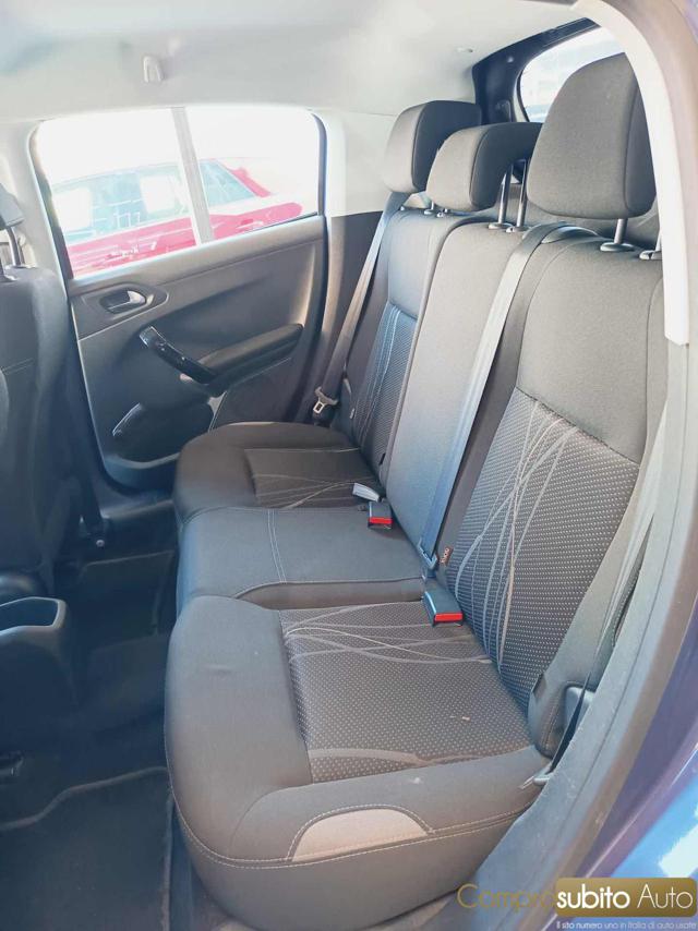 PEUGEOT 208 usata, con Airbag testa