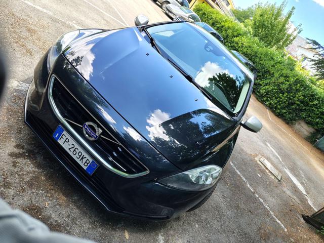 VOLVO V40 usata, con Airbag