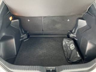 TOYOTA Yaris Cross usata 12