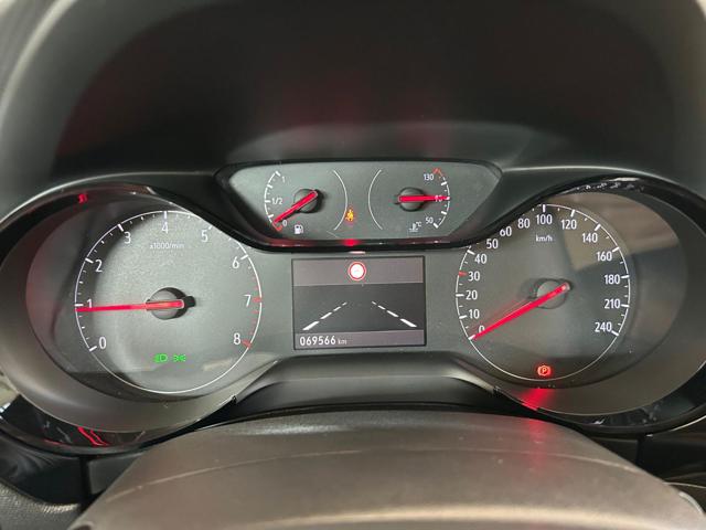 OPEL Corsa usata, con USB
