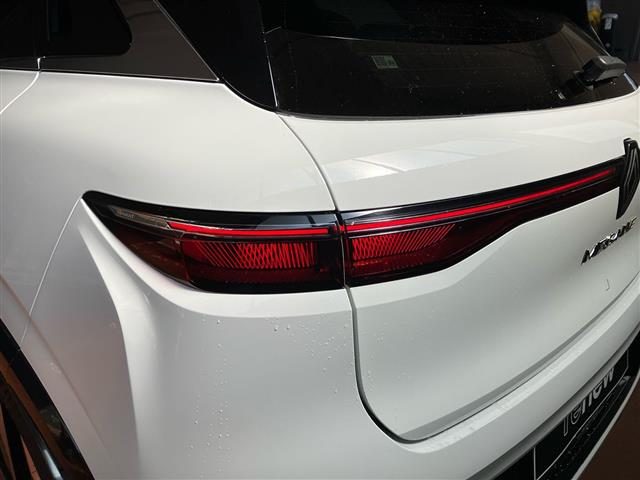 RENAULT Megane usata, con Climatizzatore