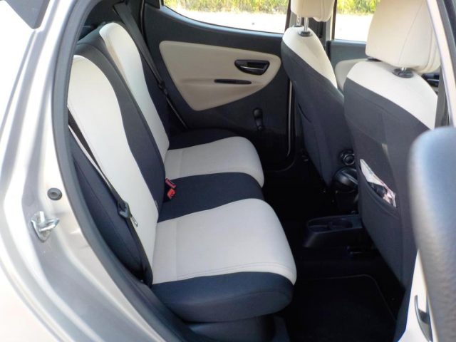 LANCIA Ypsilon usata 35