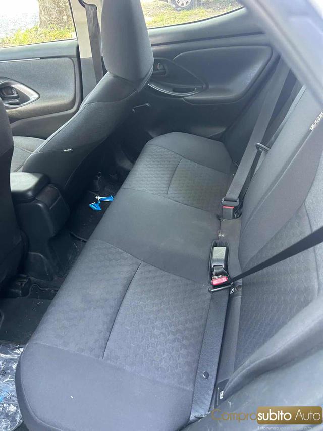 TOYOTA Yaris usata, con Fendinebbia