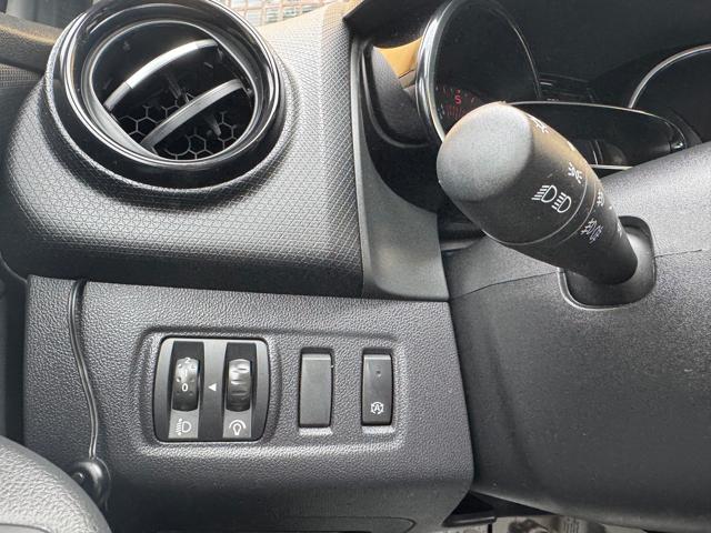 RENAULT Clio usata 19